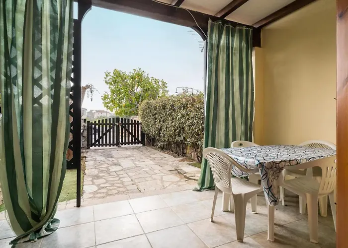A Schiera 750m 600m Centro بيت للعطل